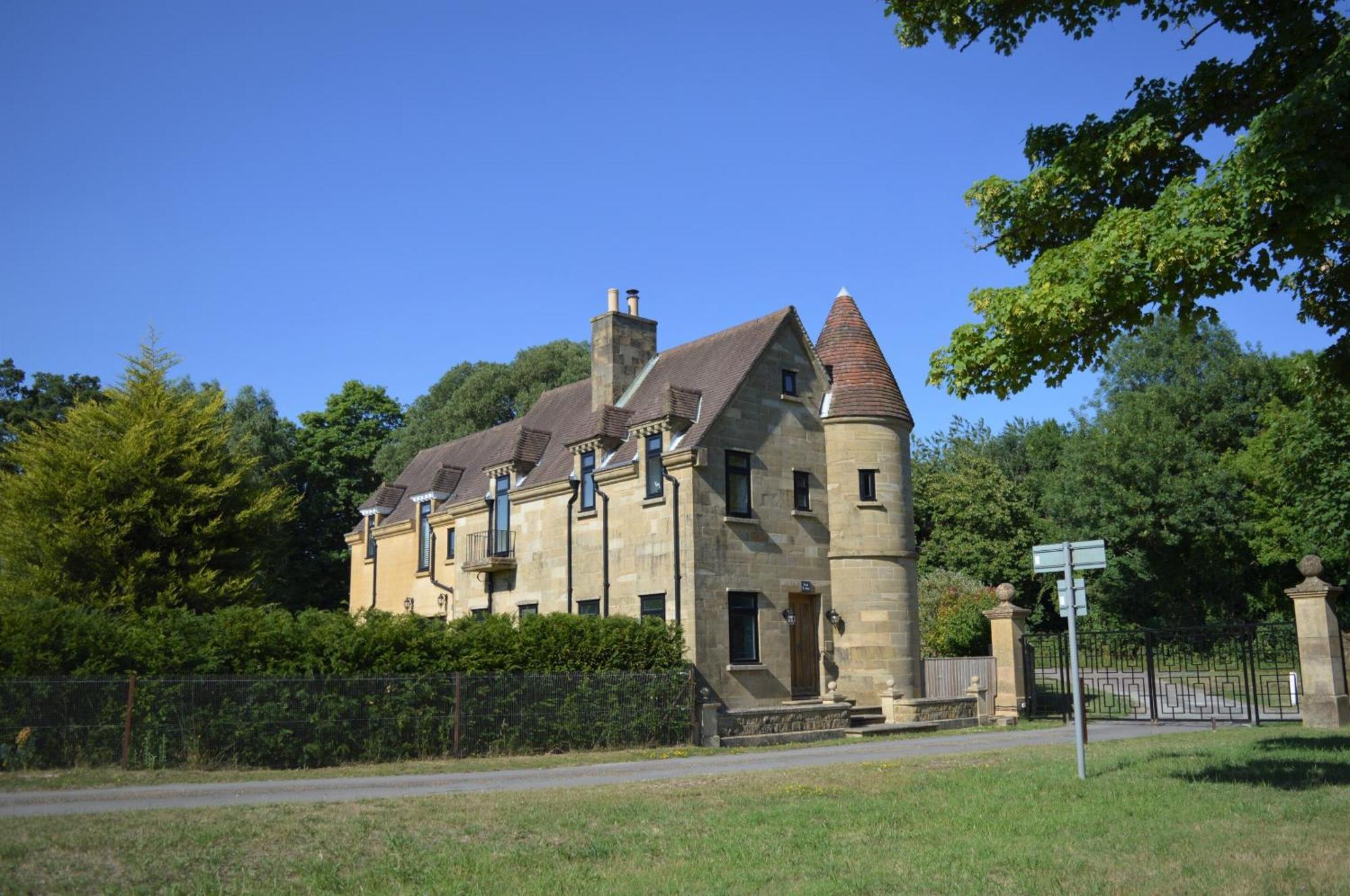 Bolney East Lodge מראה חיצוני תמונה